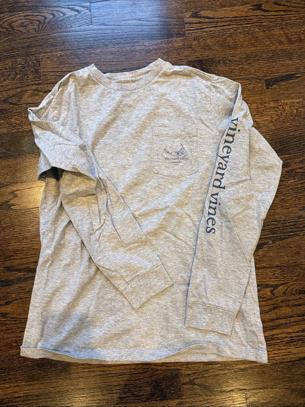 Vineyard Vines Heather Gray Long Sleeve Pocket Tee with Navy Sleeve Logo